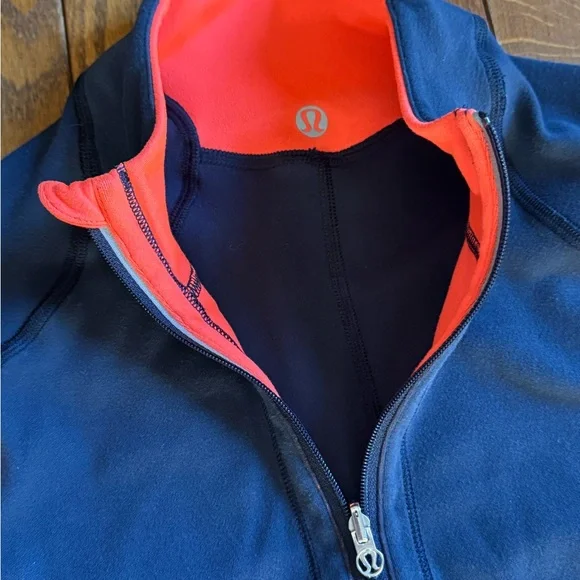 Lululemon reversible navy/coral 1/2 zip up pullover Long Sleeve Top size 6 - Picture 4 of 6